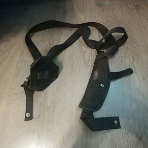 Single shoulder gun strap